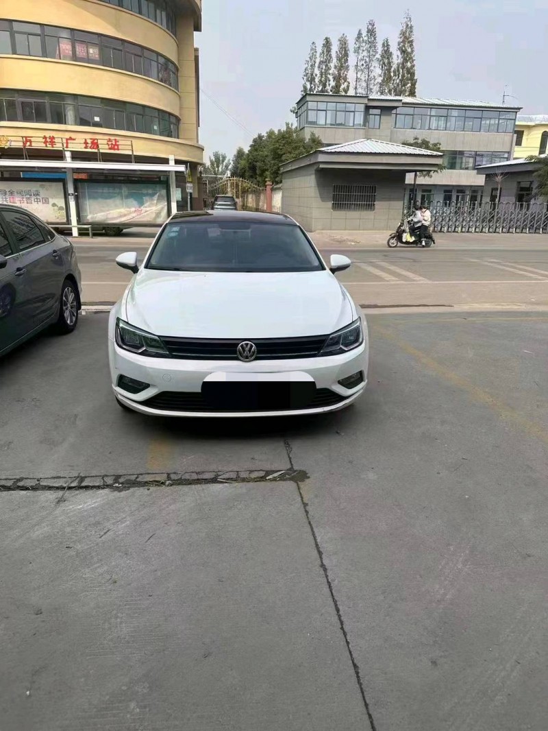 邯郸18年大众凌渡1