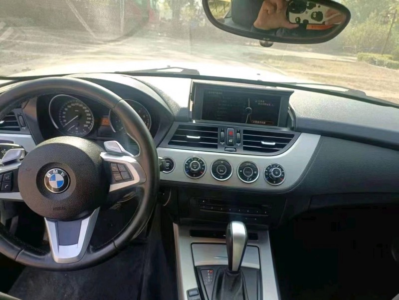 北京11年宝马Z46