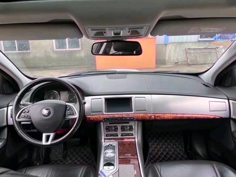 北京14年捷豹XF8