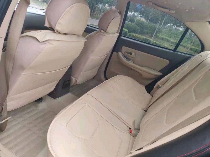 北京11年现代伊兰特4