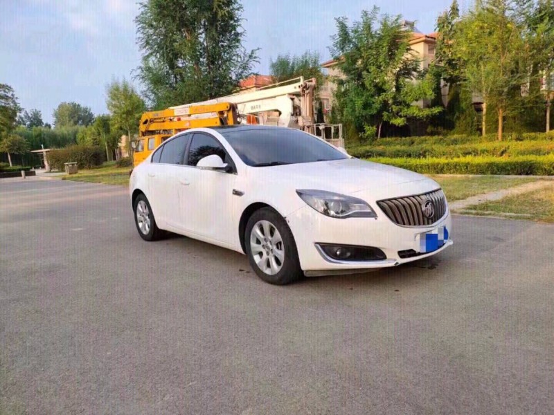 北京16年别克君威1