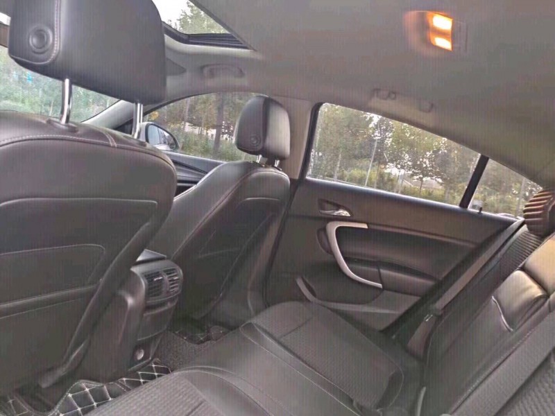 北京16年别克君威5