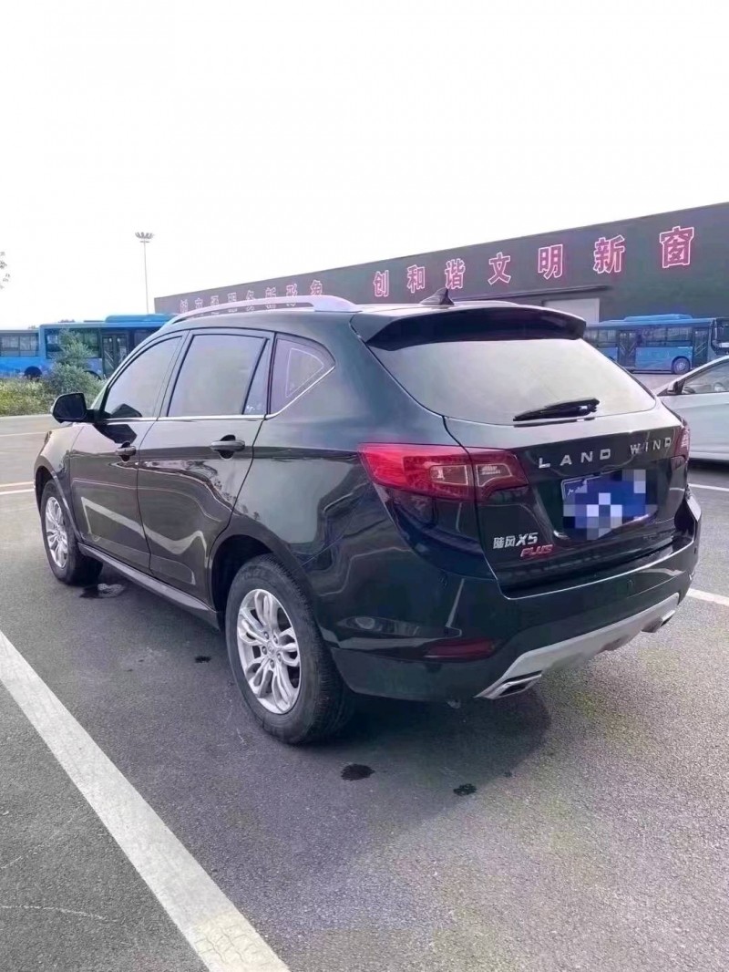 北京17年陆风X58