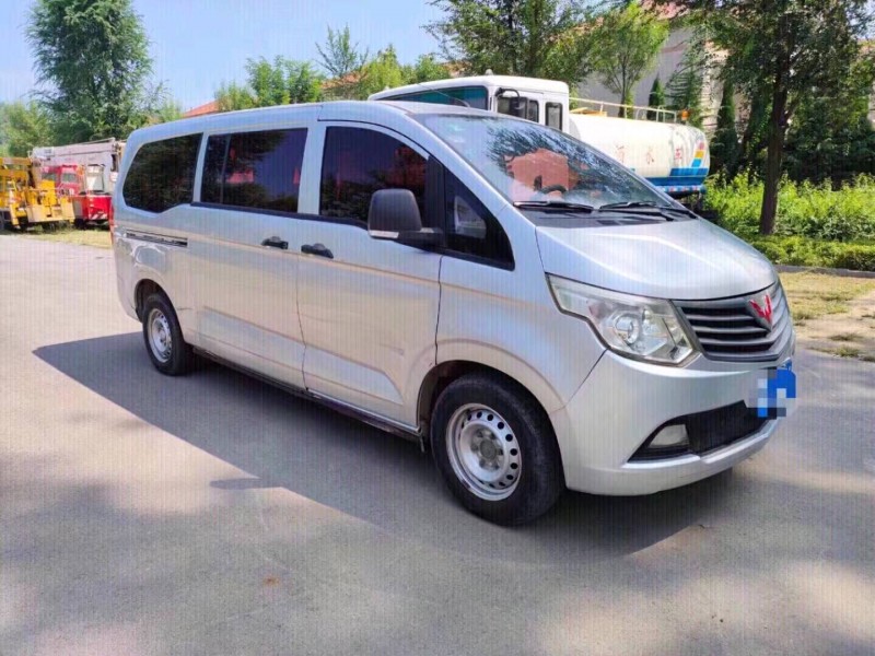 北京15年五菱汽车宏光6