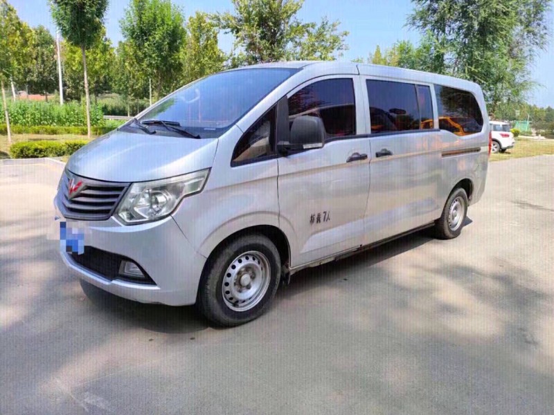 北京15年五菱汽车宏光5