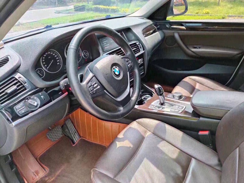 北京17年宝马X44