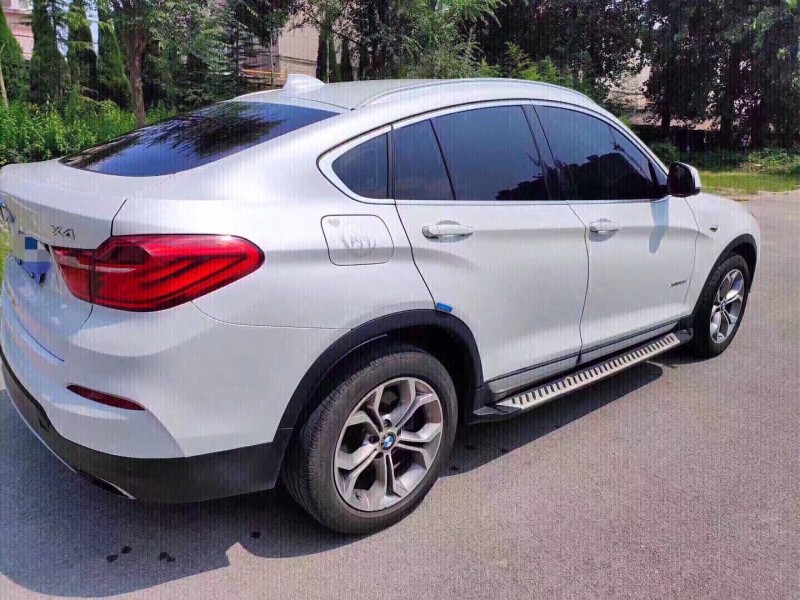 北京17年宝马X48