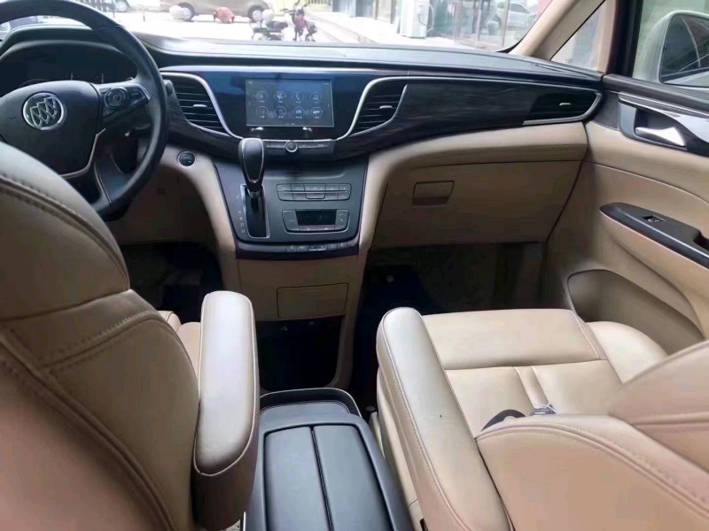 北京18年别克GL87