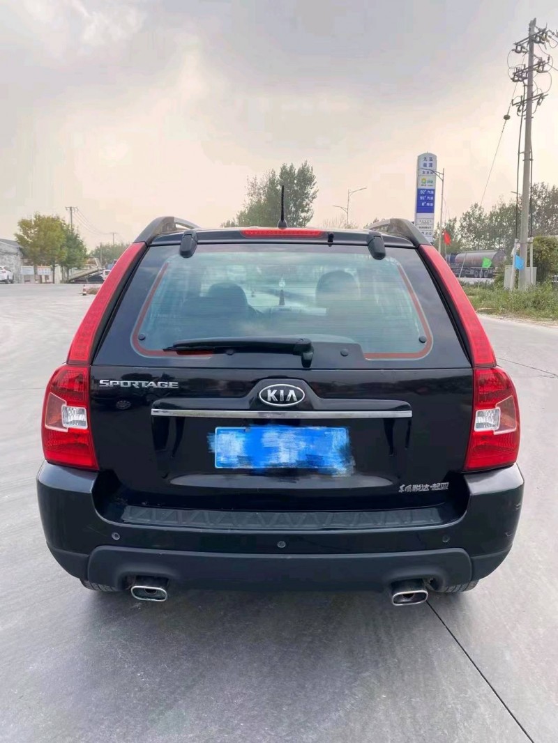 东营13年起亚狮跑5