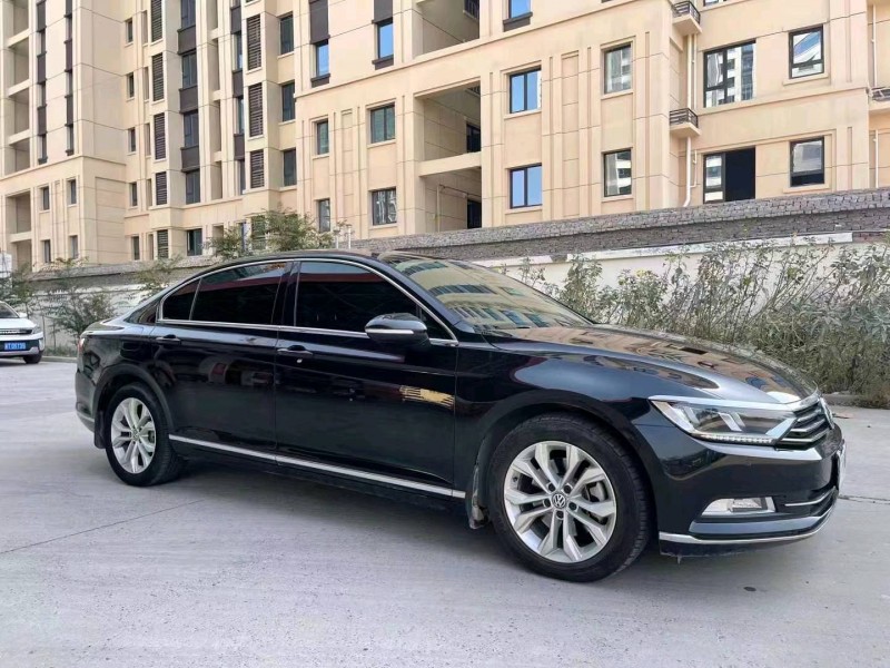 邯郸19年大众迈腾2