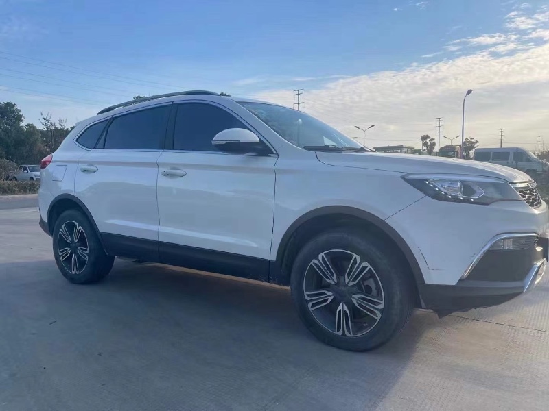 溫州18年獵豹汽車CS102