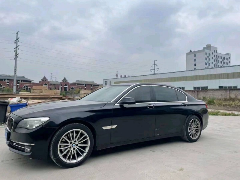 宜昌15年宝马7系9
