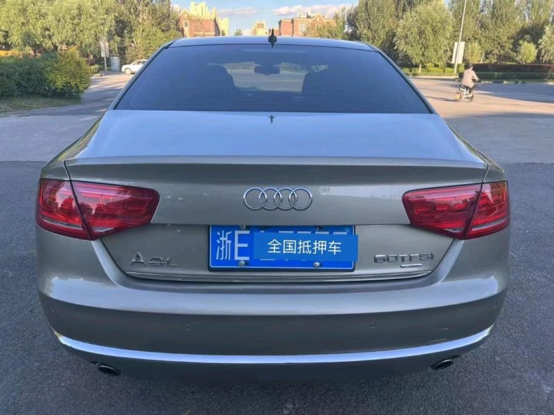 沈阳11年奥迪A8L3