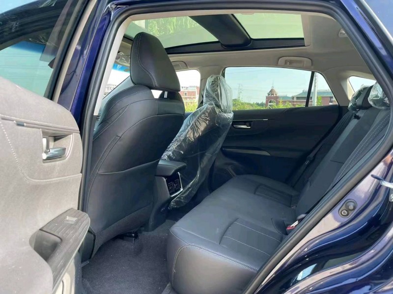 宜昌22年丰田凌放4