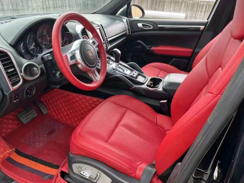 宜昌13年保时捷卡宴6