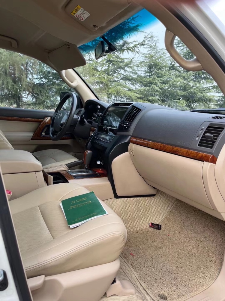 北京14年丰田兰德酷路泽4