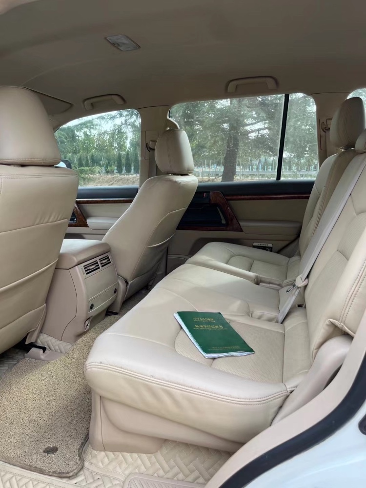 北京14年丰田兰德酷路泽3