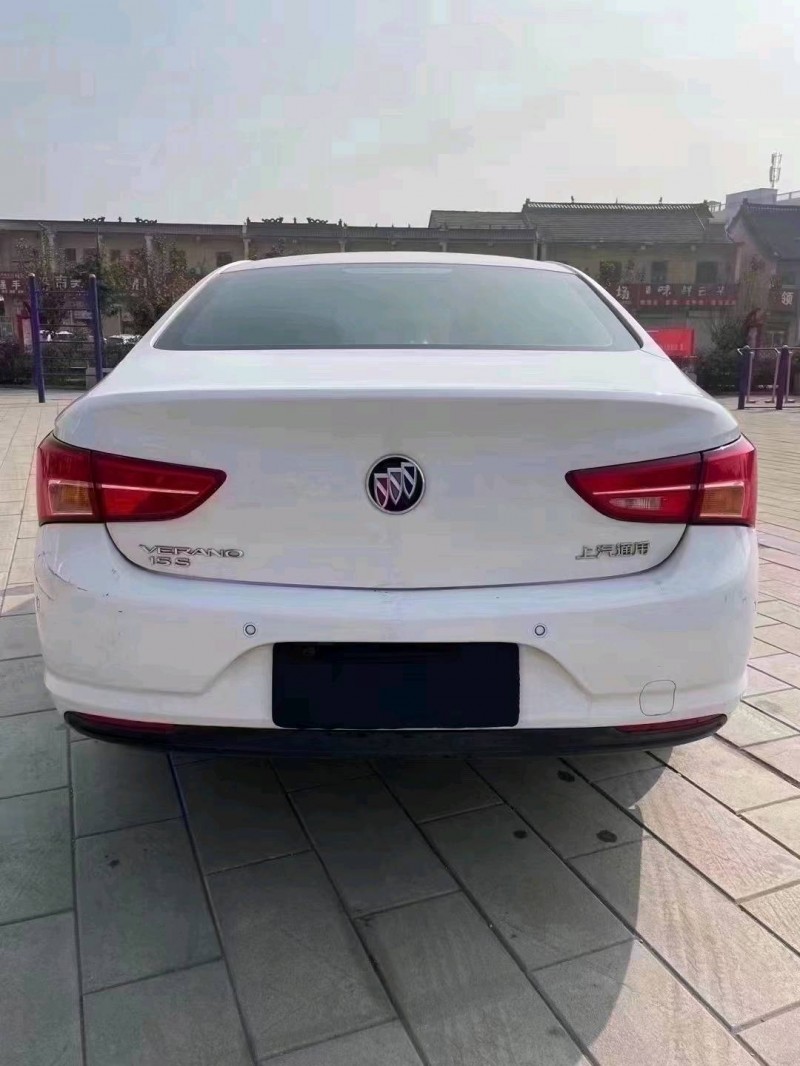 北京17年别克威朗4