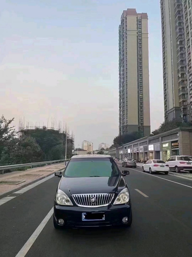 北京15年别克GL81