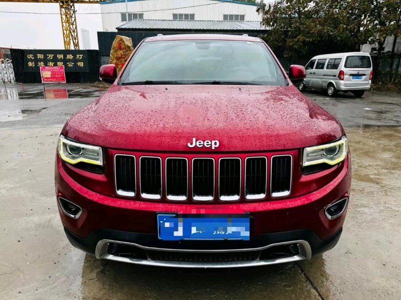 沈陽14年Jeep大切諾基1