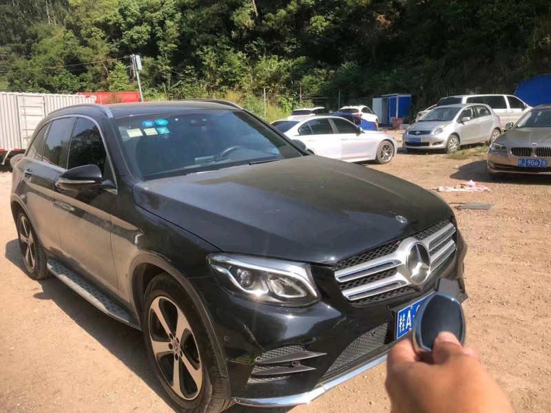 济南18年奔驰GLC2