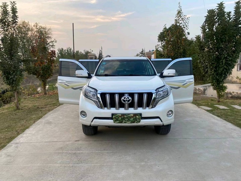 徐州17年丰田普拉多7