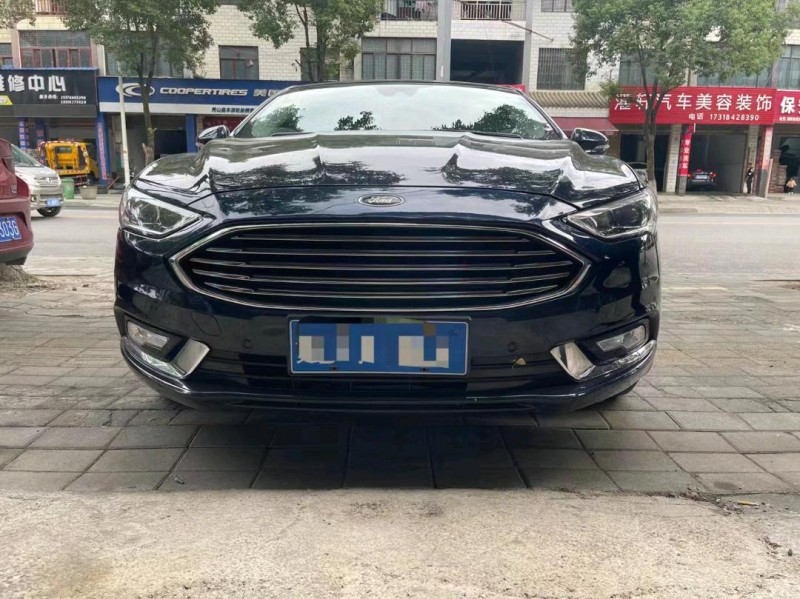重庆17年福特蒙迪欧1