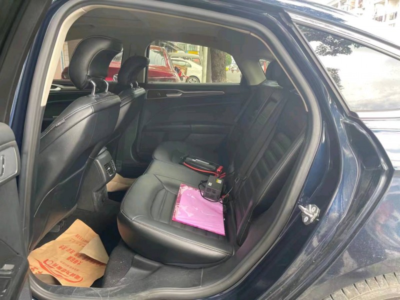 重庆17年福特蒙迪欧6