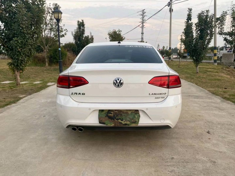 徐州17年大众凌渡1