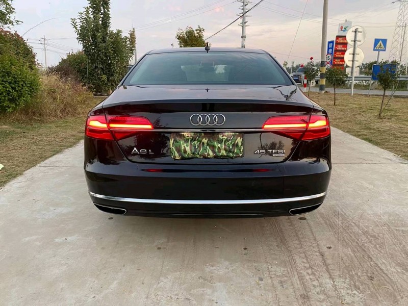 徐州14年奥迪A8L1