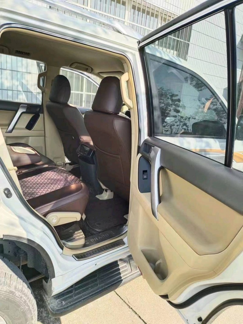 宜昌14年丰田普拉多7