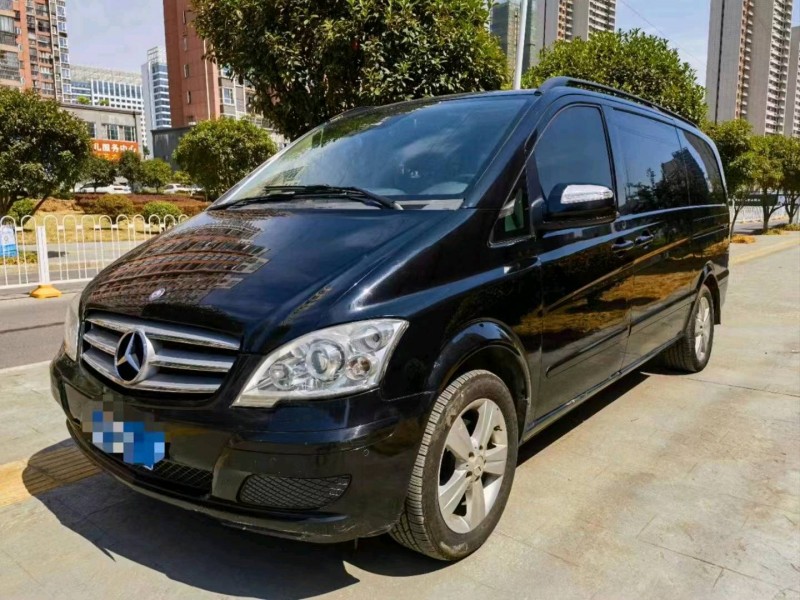 宜昌14年奔驰唯雅诺7