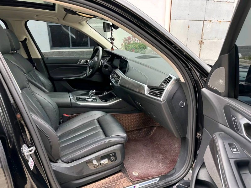 盐城19年宝马X54