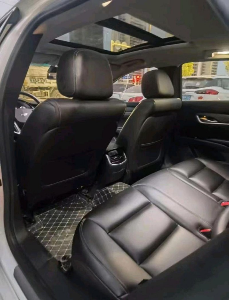 宜昌19年凯迪拉克XTS2