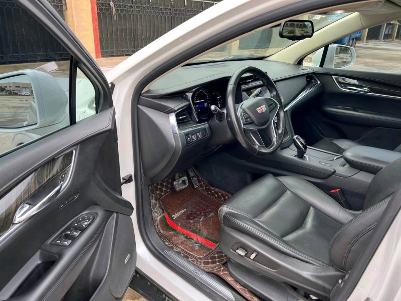 盐城17年凯迪拉克XT57