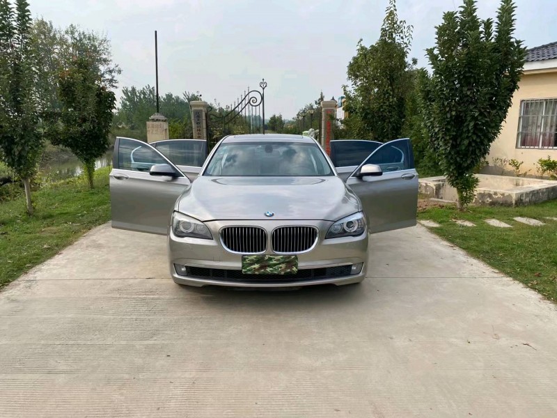 徐州13年宝马7系8