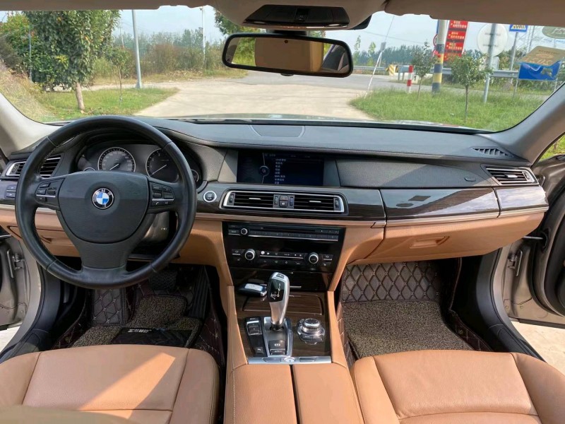 徐州13年宝马7系3