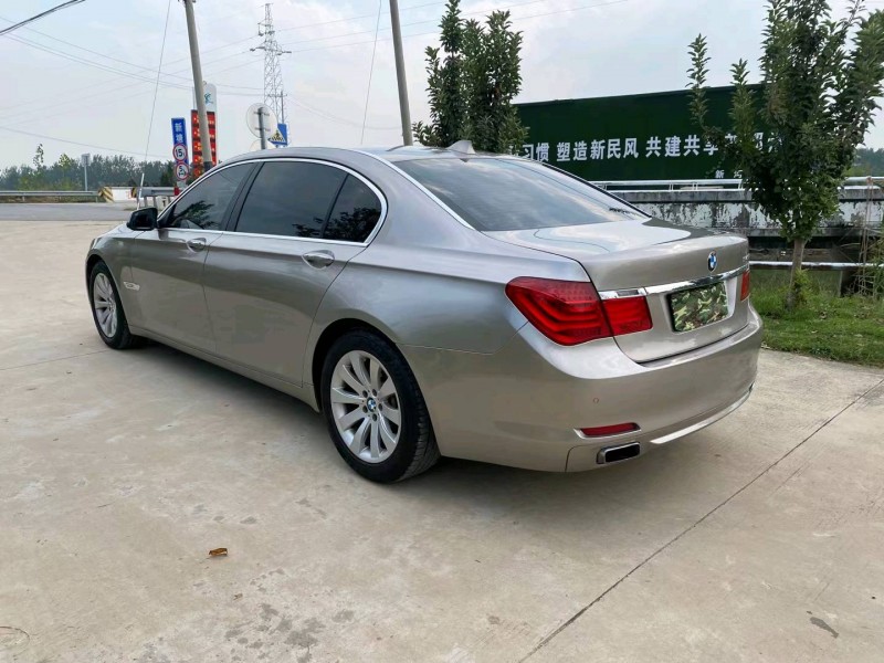 徐州13年宝马7系2