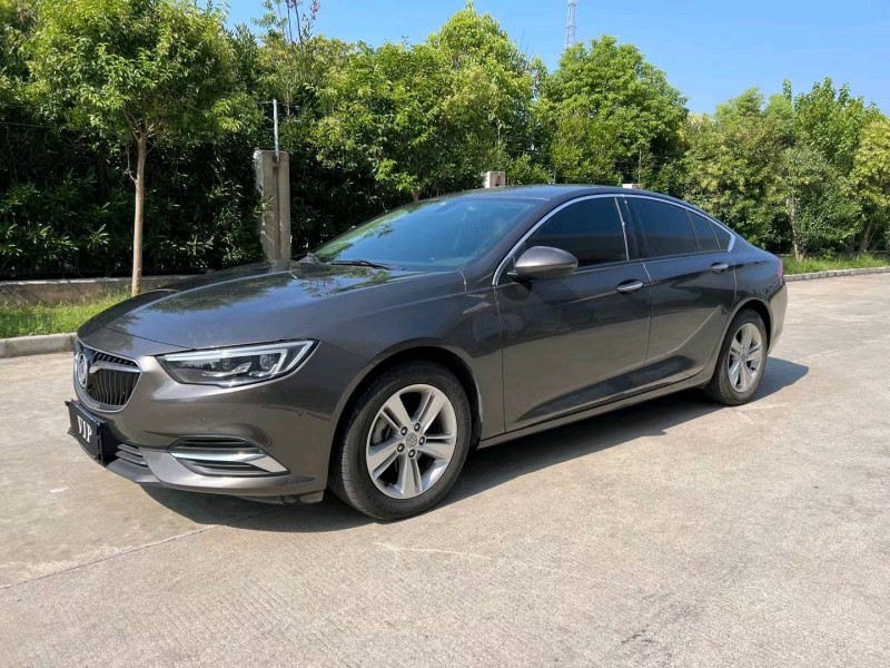 盐城19年别克君威2