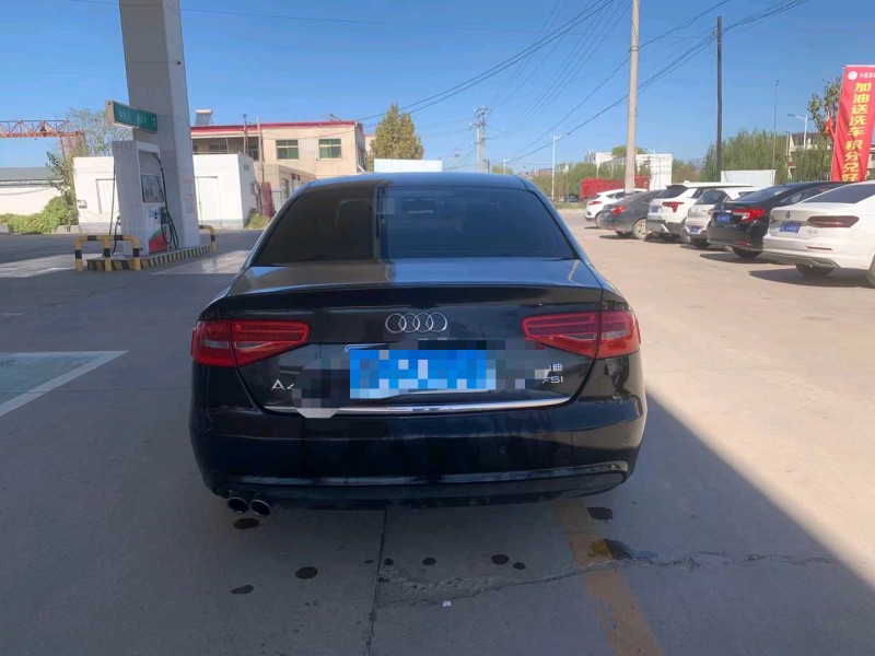 保定12年奥迪A4L4