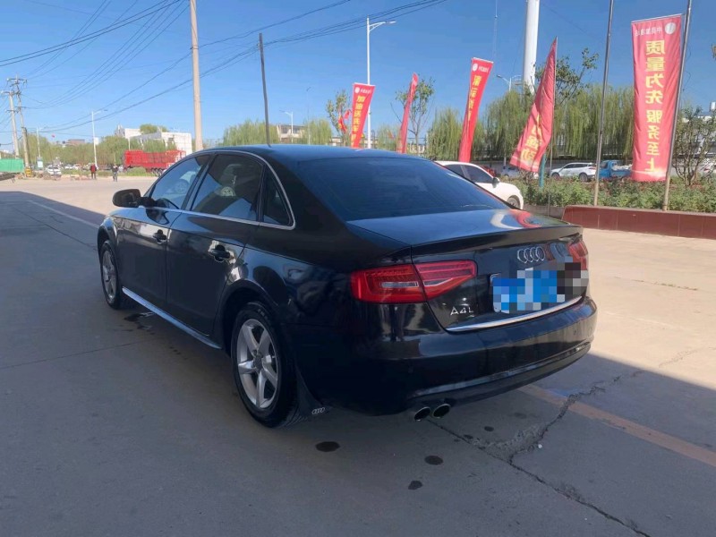 保定12年奥迪A4L5