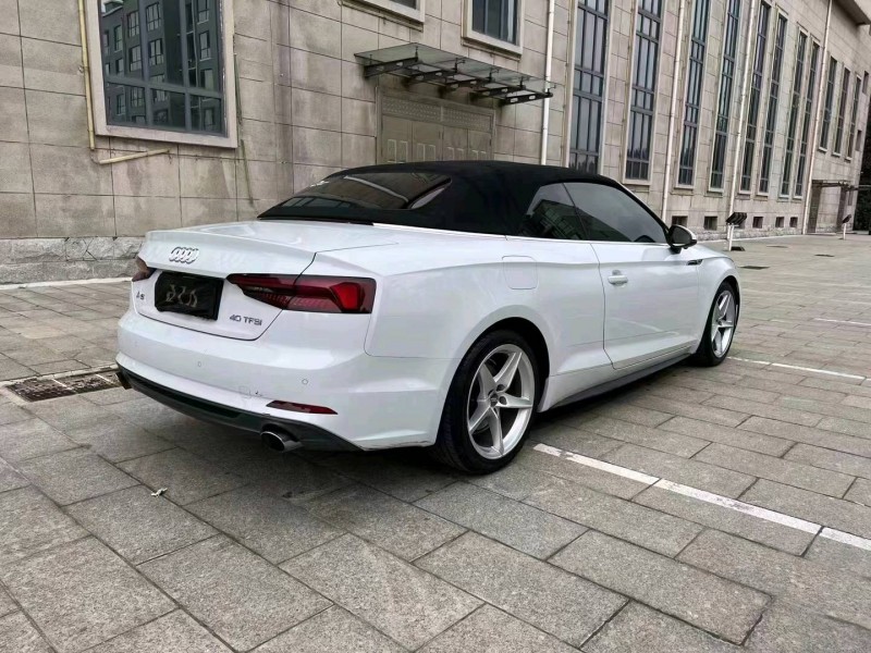 济宁19年奥迪A54