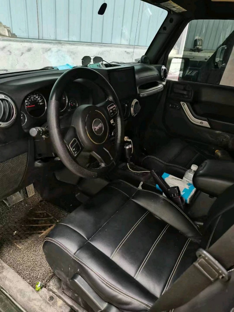 东营12年Jeep牧马人5