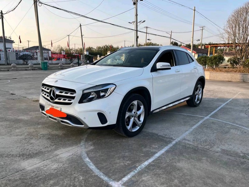 徐州18年奔驰CLA2