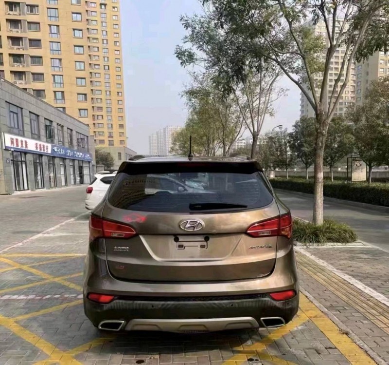 淮南13年现代新胜达3