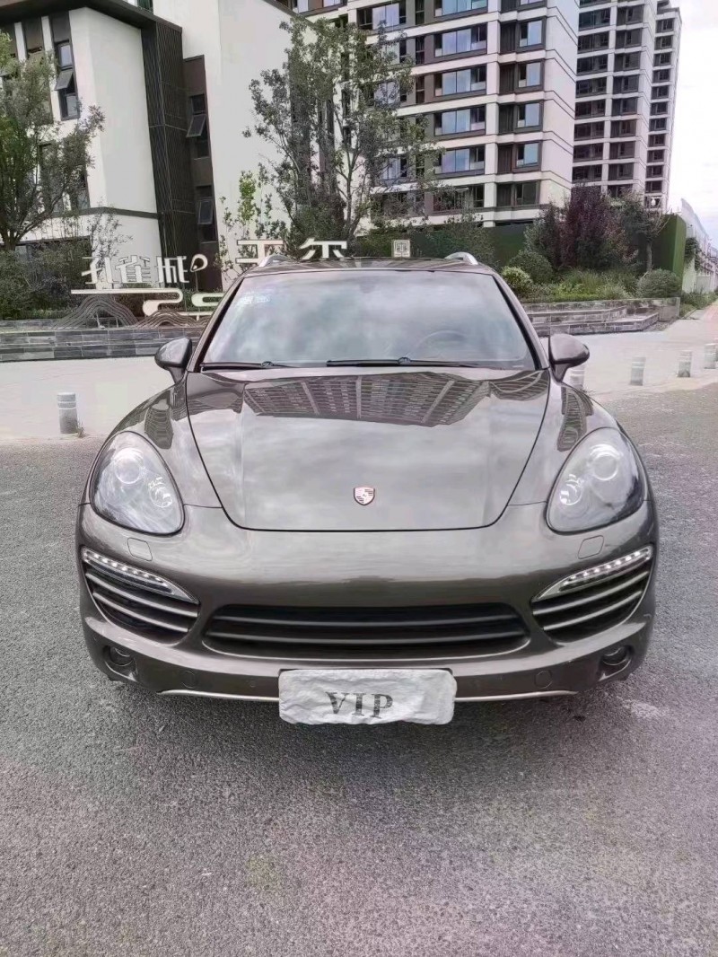 廊坊12年保時捷卡宴1