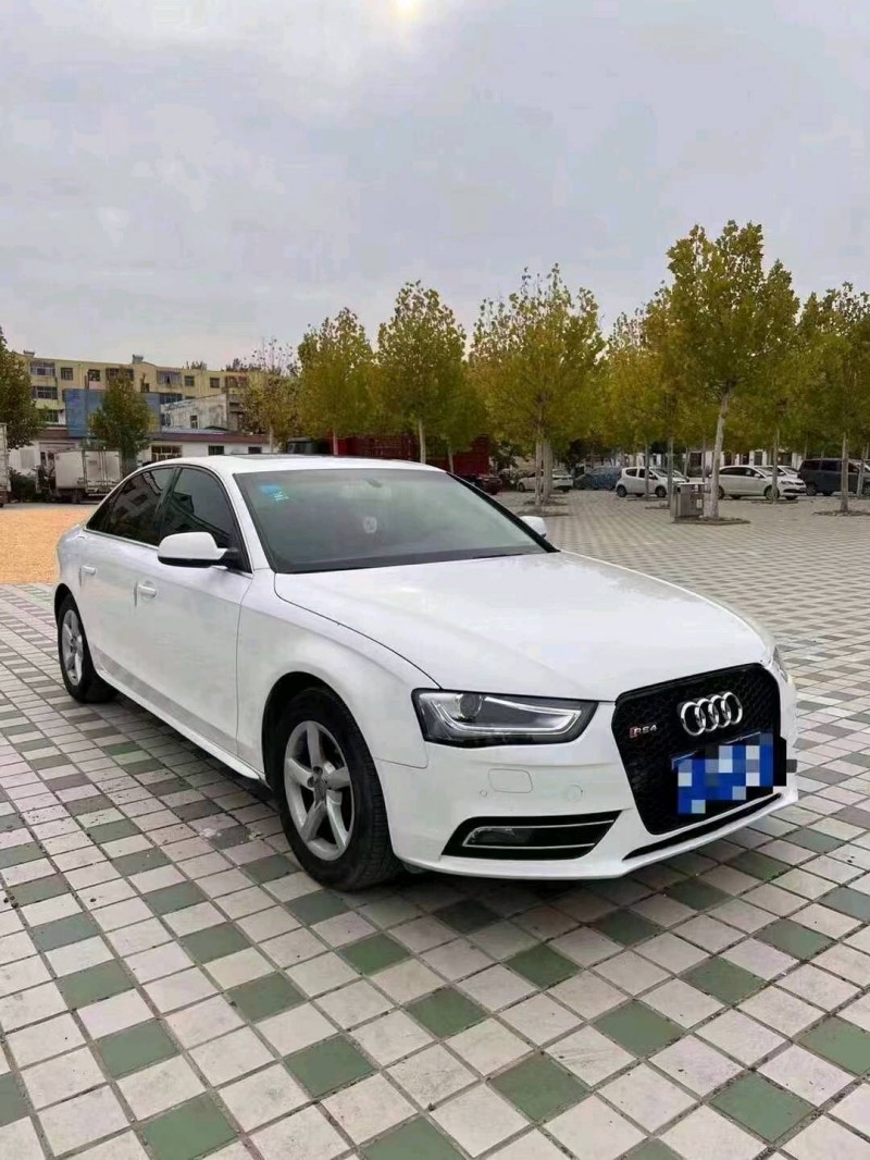 北京14年奥迪A4L2