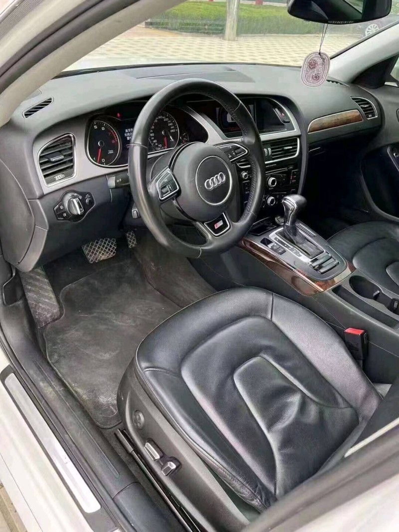 北京14年奥迪A4L5