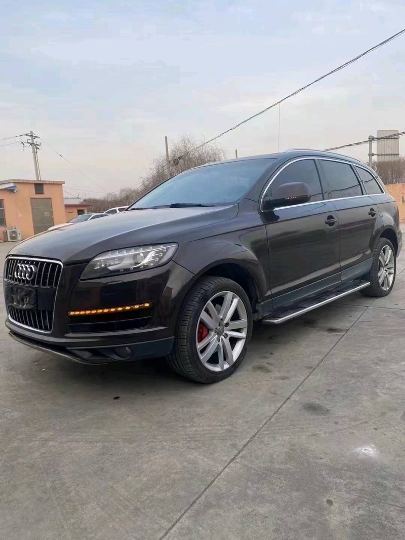 济宁13年奥迪Q73