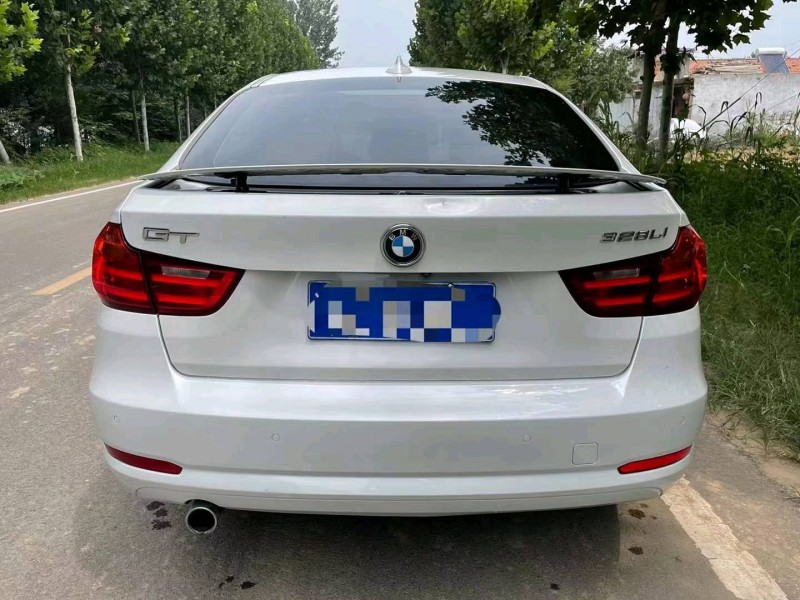 济南15年宝马3系9